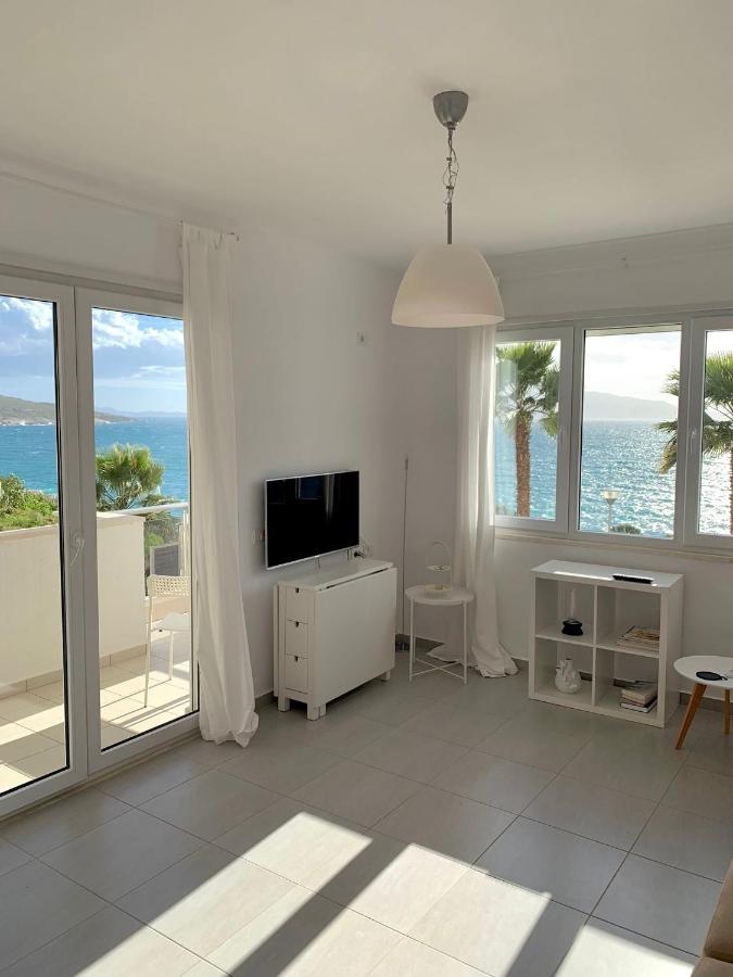 Loli Apartment Luxury White Residence Sarandë 外观 照片